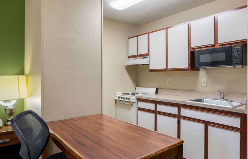 Dining Room 13