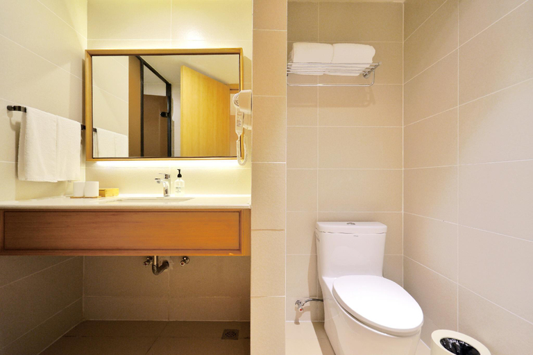 Bathroom 3, Ji Hotel Taixing Daqing Middle Road, Taizhou