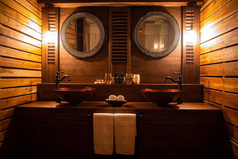 Bathroom 2, Aurari Camp, Serengeti