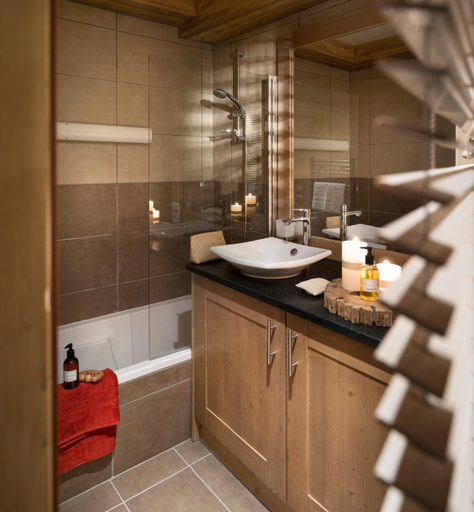 Bathroom 2, CGH Residences & Spas White Pearl Lodge, Savoie