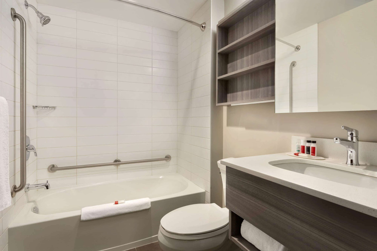 Bathroom 4, Microtel Inn & Suites By Wyndham Lloydminster, Division No. 17