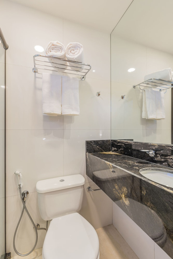 Bathroom 4, Bristol Guararapes Hotel, Fortaleza