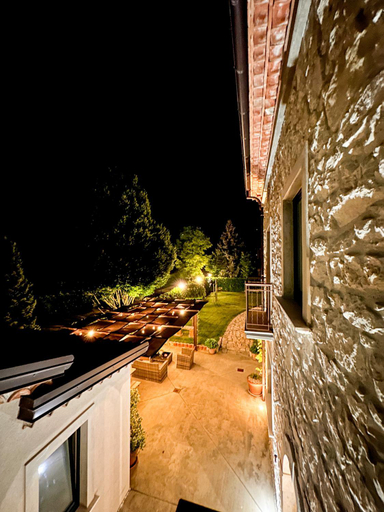Others 5, Casa Rurale Faraone, Salerno
