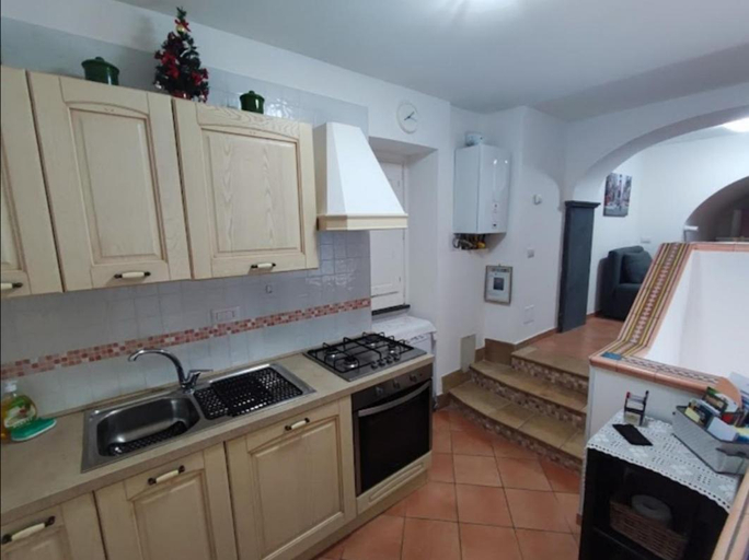Others 5, Suite Flower b&b, Salerno