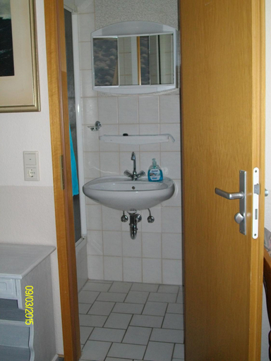 Bathroom 2, Gastehaus Hemmerdeich-alte Schule, Nordfriesland