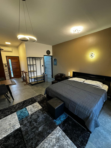 Bedroom 3, Yasmin Luxury Resort, Blauwgrond