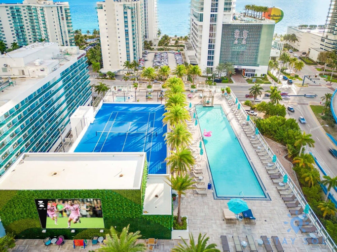 Exterior & Views 2, Exclusive Condo Near Beach Free Valet Parking, Broward