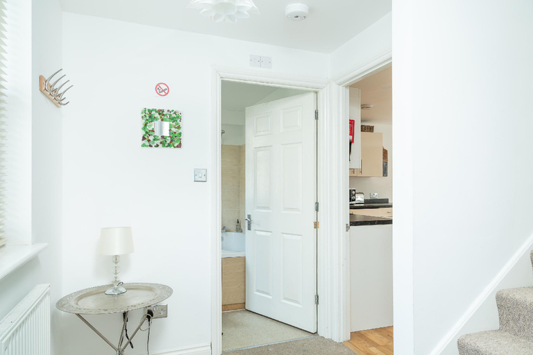 Others 5, Bath Breaks Apartments, Bath and North East Somerset