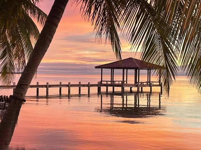 Others 5, Coco's Beachfront Cabanas