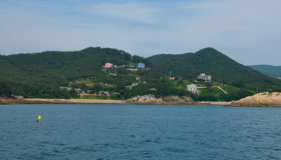 Others 5, Buan Bada Poongkyung Pension, Buan