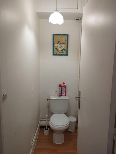 Bathroom 2, Le Cormoran, Seine-Maritime