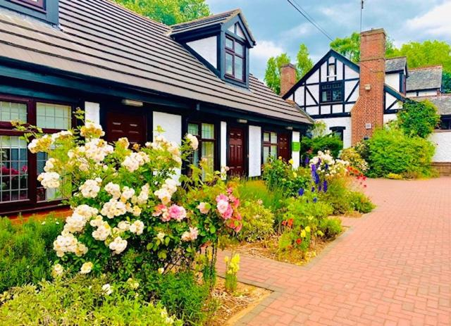 Exterior & Views 1, The Stanwick Hotel, Northamptonshire