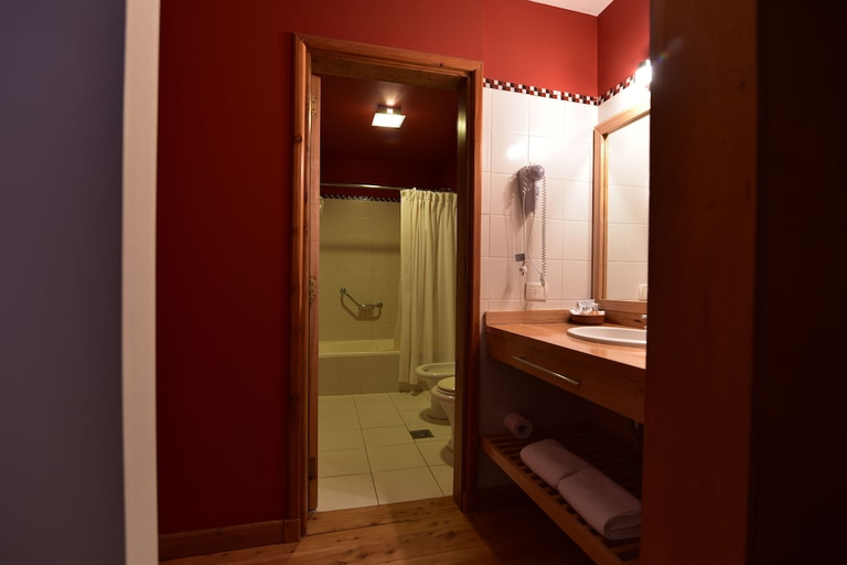 Bathroom 4, Destino Sur Hotel and Spa de Montana, Lago Argentino