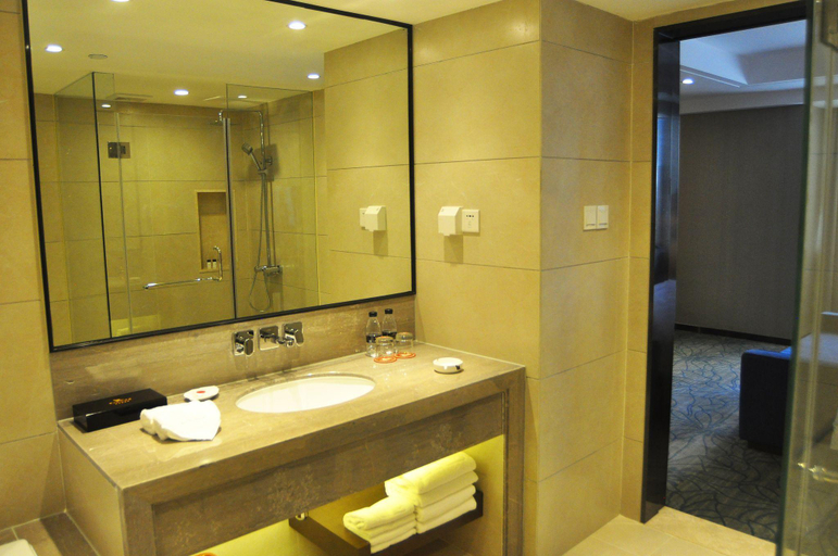 Bathroom 4