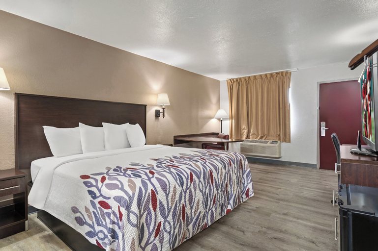 Bedroom 18
