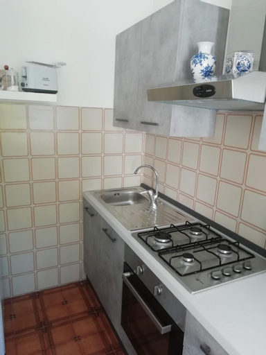Dining Room 4, LA CASETTA DEI GRILLI - Accanto alle Terme di Venturina e 10" dal mare, Livorno