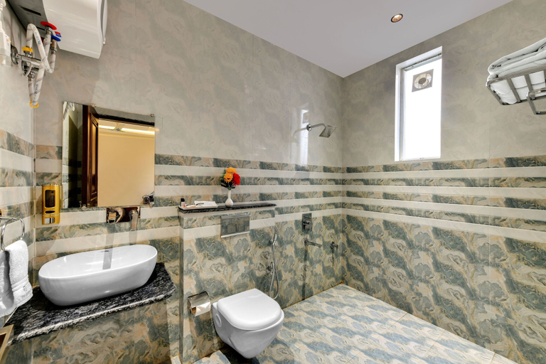 Bathroom 4, Click Hotel Narayana, Faizabad