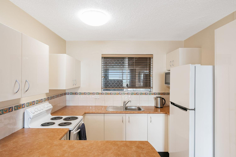 Others 4, Beach Lodge Unit 9, Gold Coast