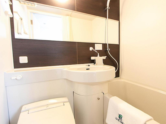 Bathroom 5, HOTEL LiVEMAX TOKYO-OTSUKA EKIMAE, Toshima