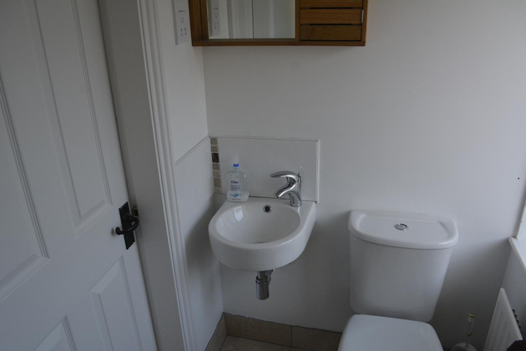 Bathroom 4, Ballyginny Cottage, Newry, Mourne and Down