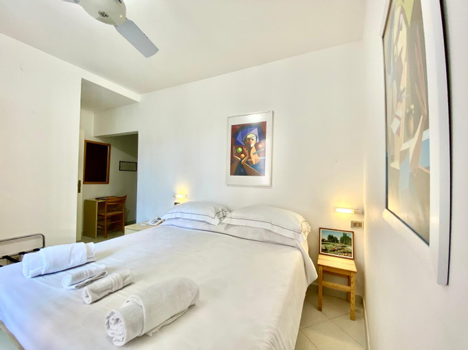 Bedroom 2, Hotel Alba Chiara, Savona