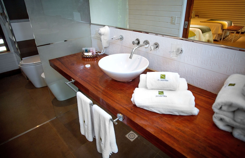 Bathroom 4, La Reserva Virgin Lodge, Iguazú