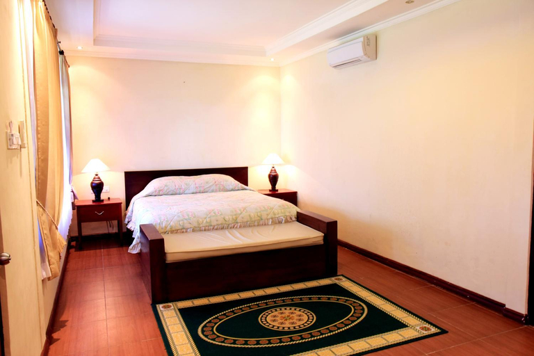 Bedroom 3, Mascot Beach Hotel Senggigi, Lombok