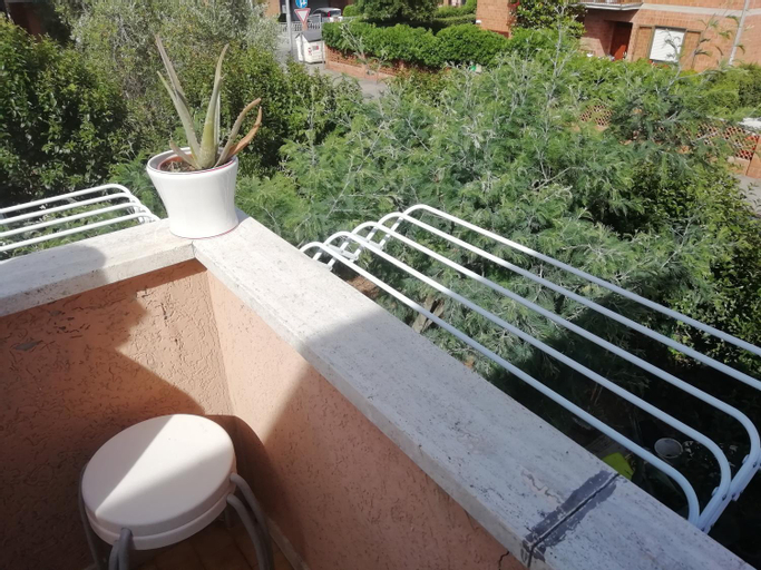 Exterior & Views 1, LA CASETTA DEI GRILLI - Accanto alle Terme di Venturina e 10" dal mare, Livorno