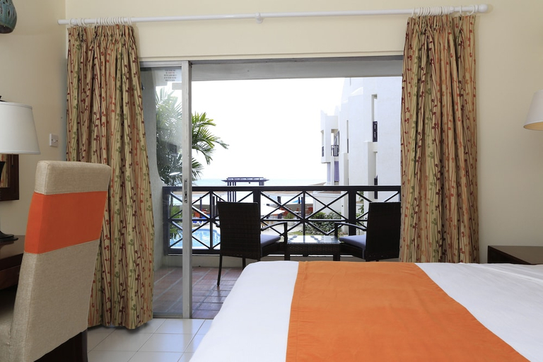Bedroom 2, Infinity On The Beach