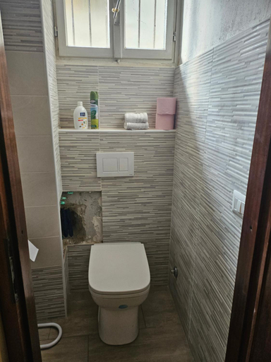 Bathroom 3, ROMEO2, Varese