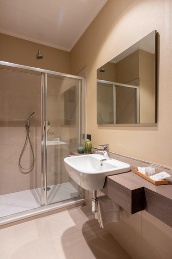 Bathroom 3, Palazzo Nana Suites & Apartments, Napoli