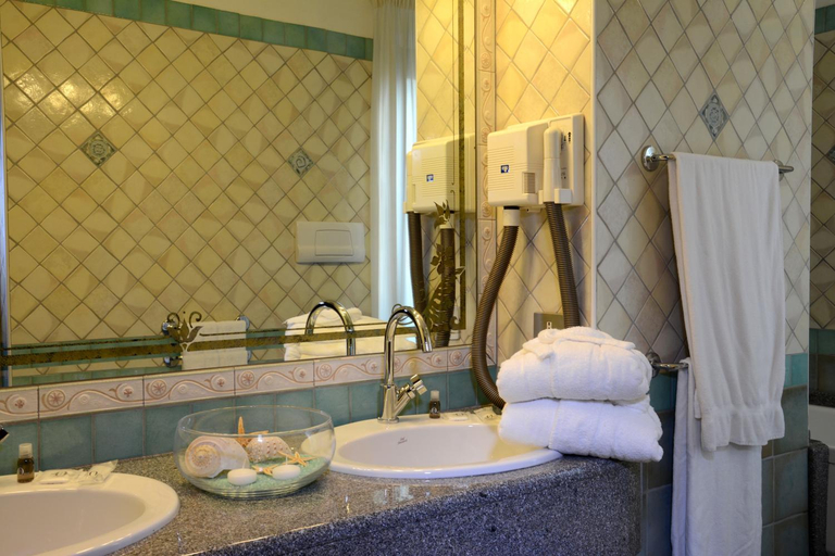 Bathroom 2, Orri Hotel, Ogliastra