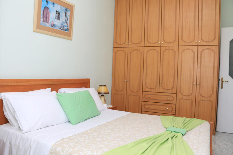 Bedroom 2, Isabela Apartments, Sarandës