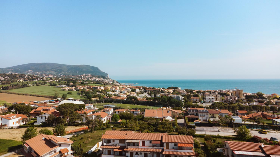 Food & Drinks, Pietra Bianca Residence, Ancona