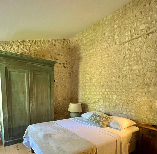 Bedroom 3, A l'ombre du Tilleul, Charente