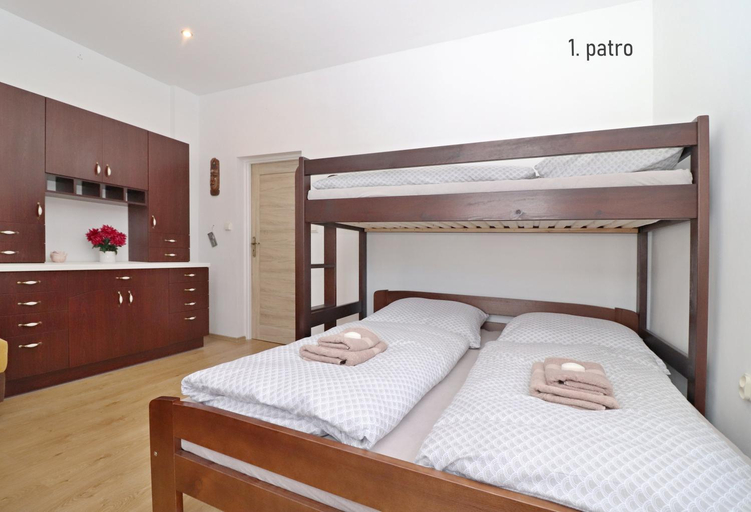 Others 5, Apartmany U Florianu, Trutnov