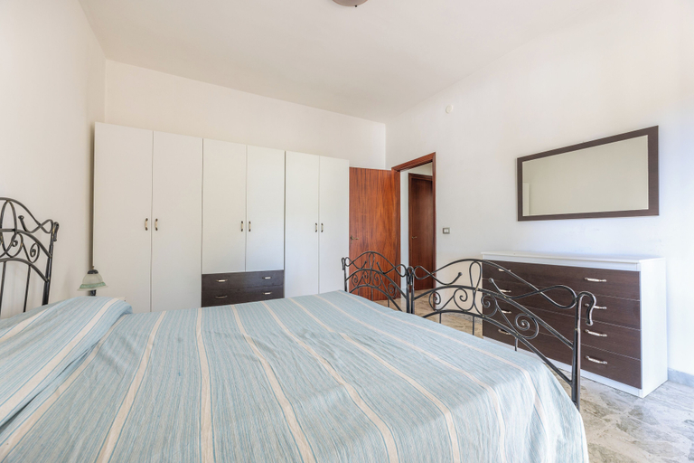 Others 3, Dante Apartment With Ac In Gallipoli, Lecce