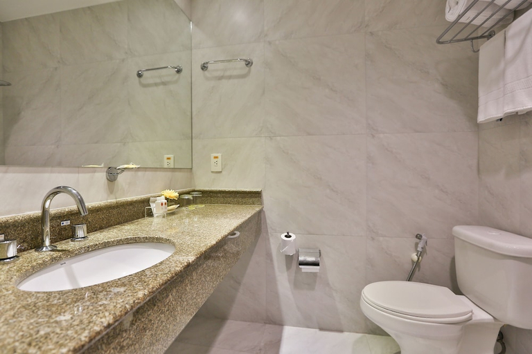Bathroom 3, Flat Particular - Hotel Comfort Ibirapuera com Vaga, São Paulo