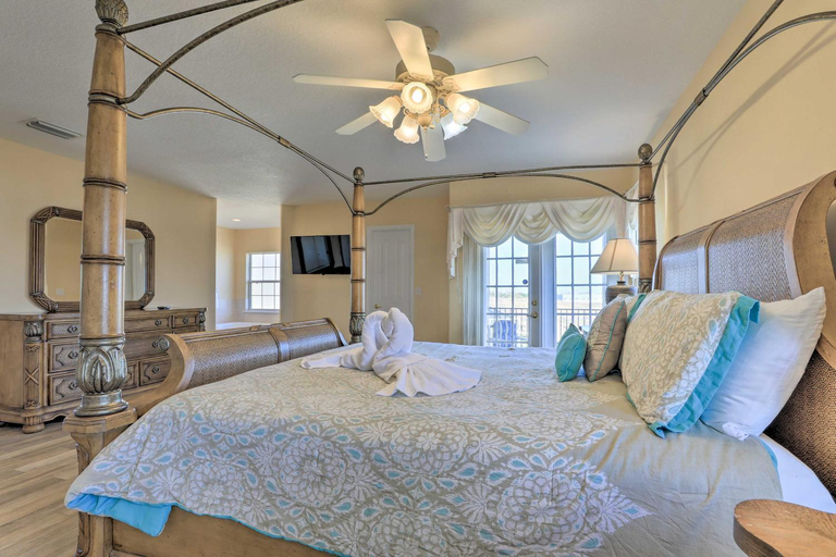 Others 4, 9 Mi to Parks: Disney Area Home w/ Pool & Spa!, Polk