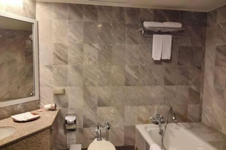 Bathroom 21