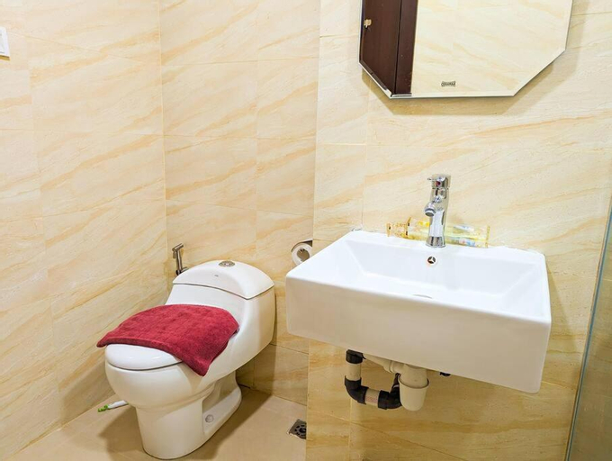 Bathroom 9