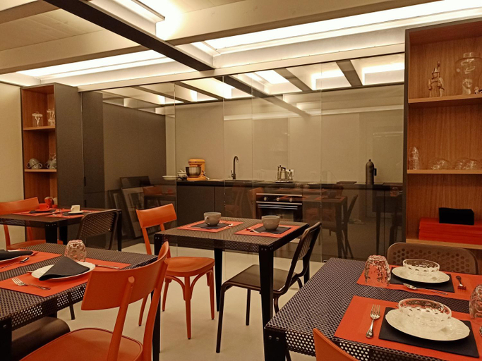 Food & Drinks 3, V&V RentRoom Design, Aosta