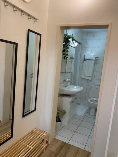 Bedroom 2, Eine schone Wohnung am Messeplatz, Basel
