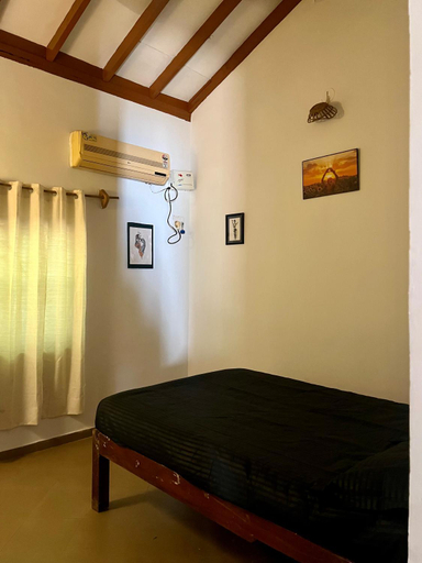 Bedroom 2, The Sunset Chalet, North Goa