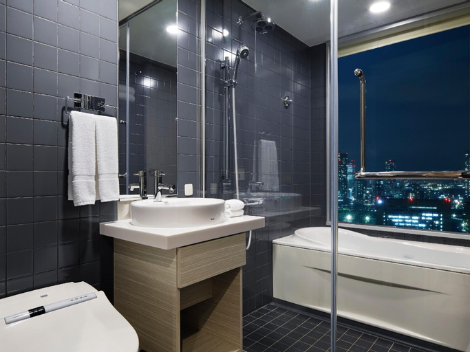Bathroom 20