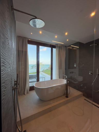 Bathroom 4, Karafuu Beach Resort and Spa, Kati