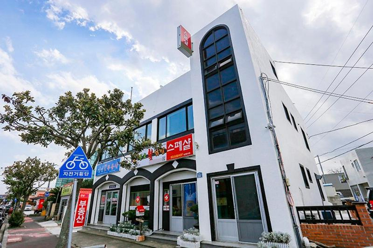 Exterior & Views 1, Jeju Special Pension, Jeju