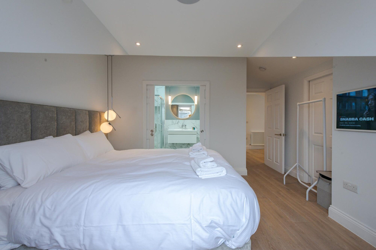 Bedroom 3, Maida Vale Elegance, London