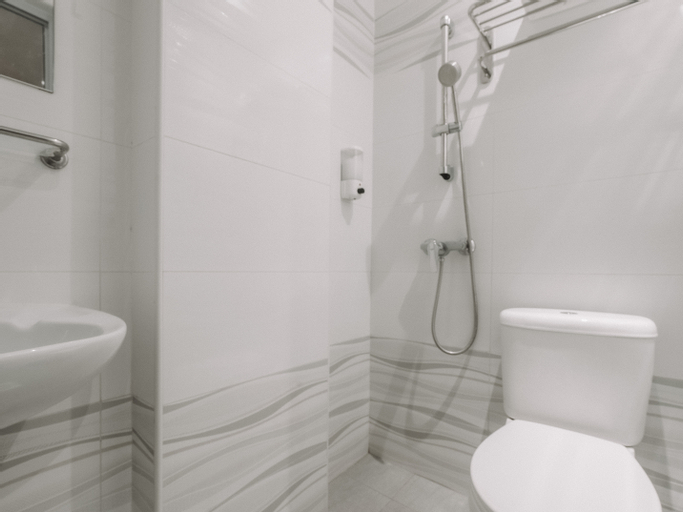 Bathroom 6