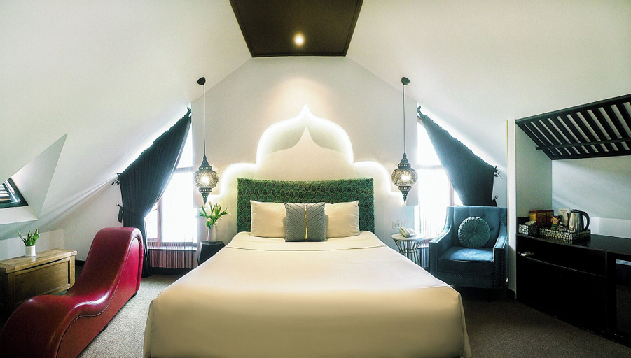 Bedroom 19